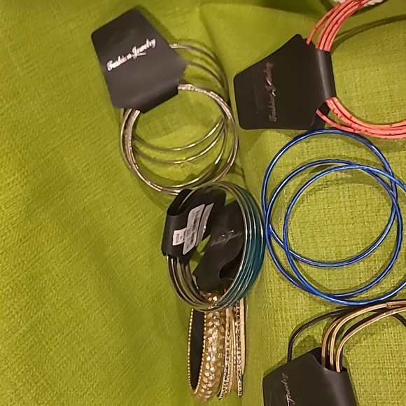 Braclets - Picture 2 of 6